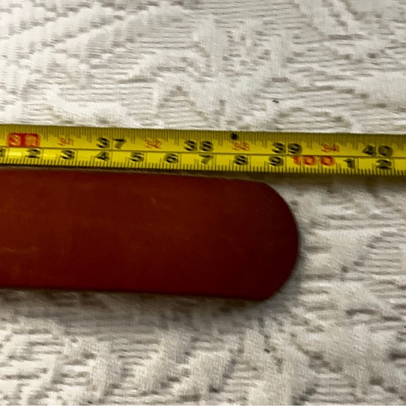 Gucci Leather Belt with Gold Buckle - Picture 11 of 11